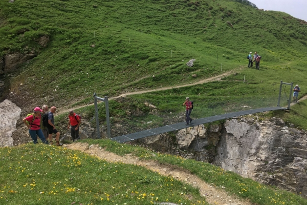 R67: Leukerbad - Quellenwanderweg - Majingalp - Flühalp - Flühkapelle - Clabiualp - Leukerbad