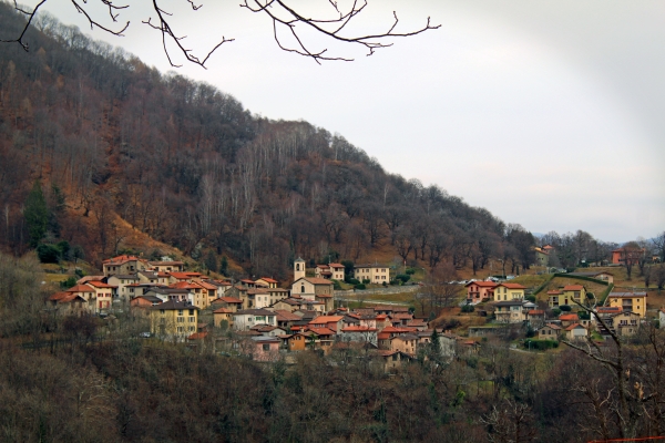 Sentiero del Castagno nell'alto Malcantone