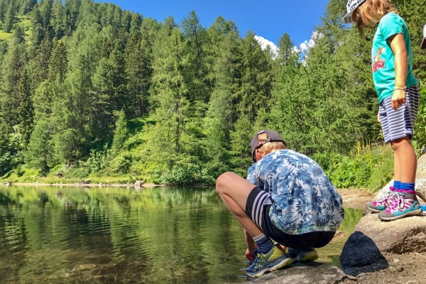 Circuit vers les lacs de montagne de Maloja GR