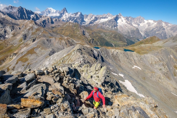 Alpine, geschichtsträchtige Wanderung beim Grossen St. Bernhard