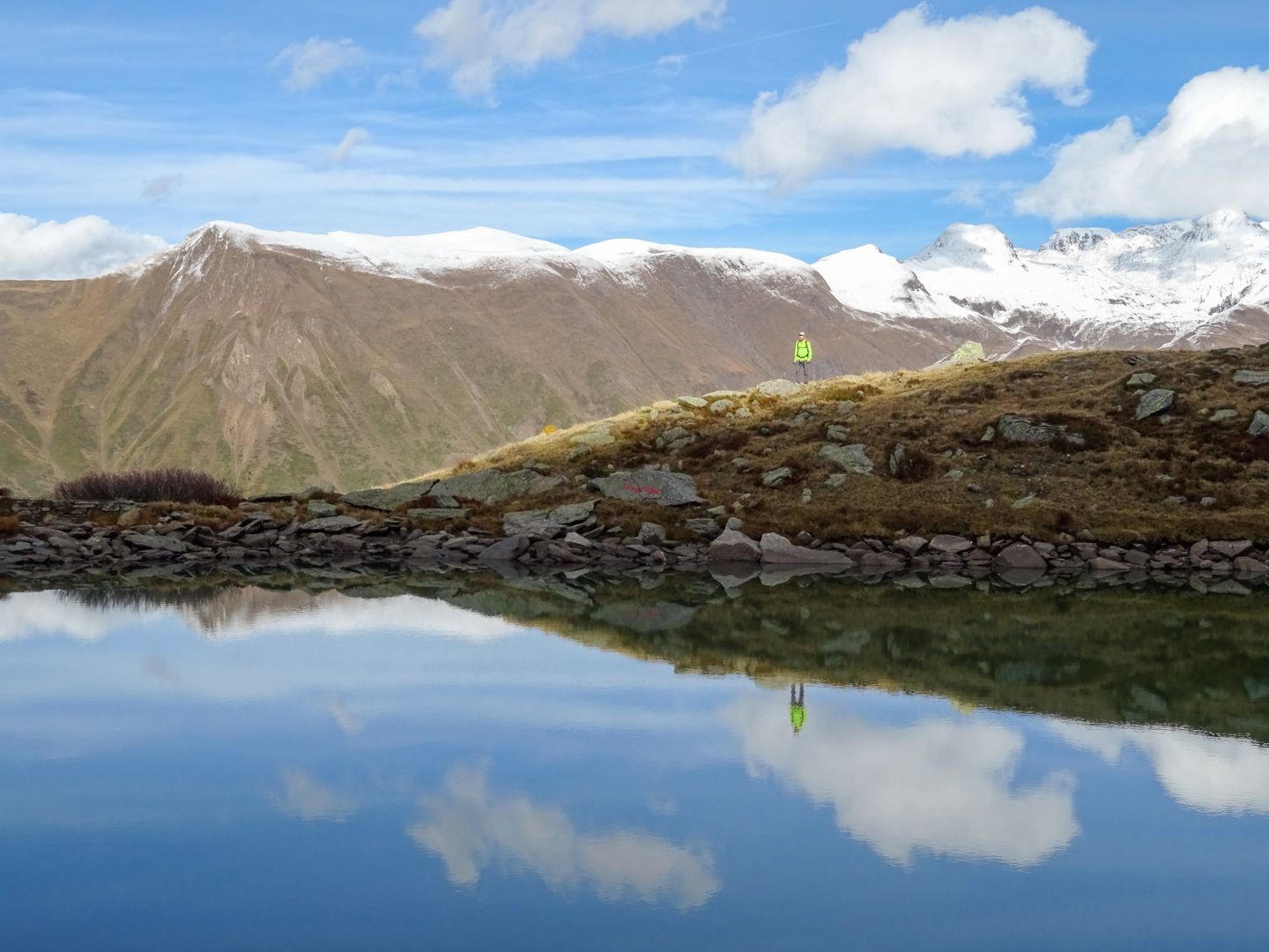 Reflet des montagnes dans le Schaplersee