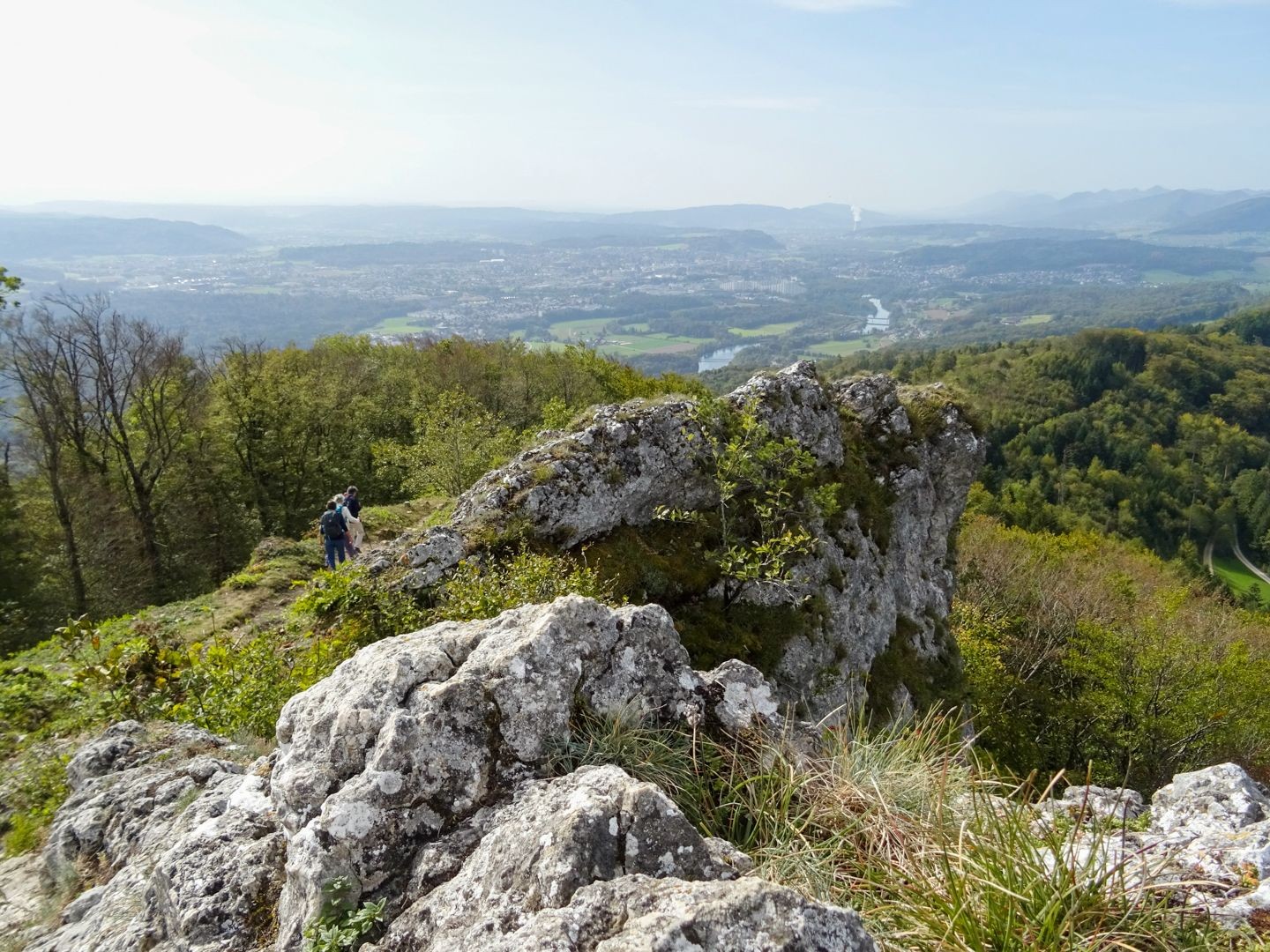 Aussicht von der Gisliflue über das Mittelland.