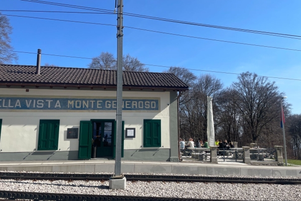 Den Frühling besuchen am Monte Generoso