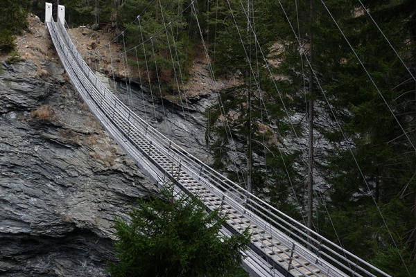 Durch die Viamalaschlucht