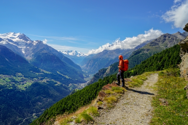 Höhenweg hoch über dem Mattertal