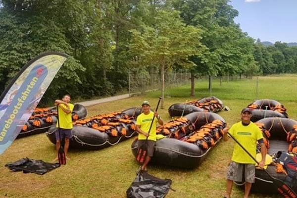 Bootsfahrt auf der Aare