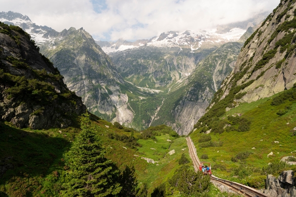 Hoch hinaus zur Gelmerhütte