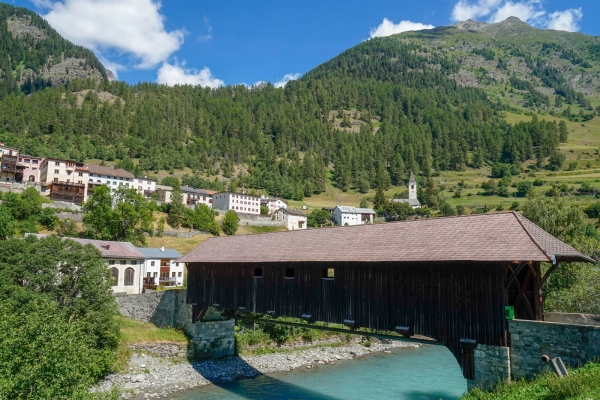 La Basse-Engadine de village en village