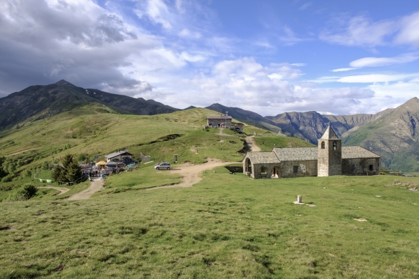 Facile itinerario in cresta sopra Val Colla