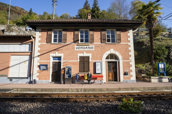 Grünes Centovalli, blauer Lago Maggiore