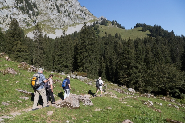 Schwyzer Höhenweg mit Hochstuckli-Variante