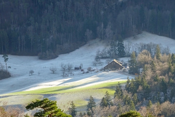 Auf dem Wolfsschluchtpfad im Naturpark Thal