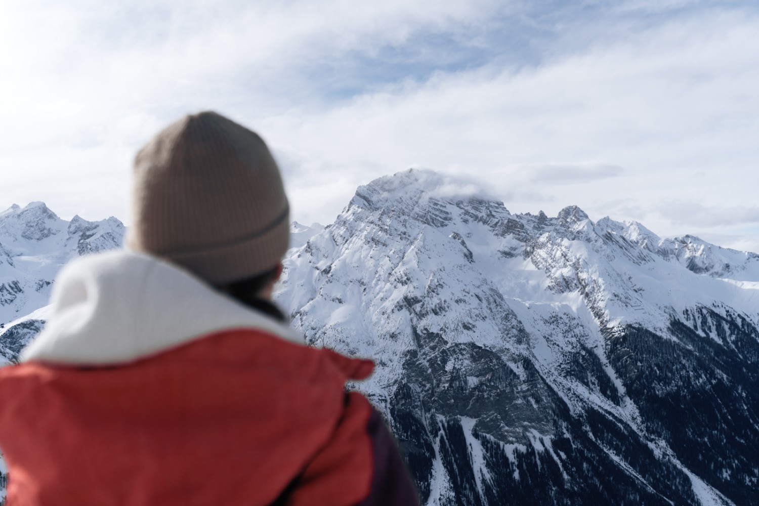 On se laisse facilement envoûter par le Piz Ela, omniprésent. Photo: Jon Guler