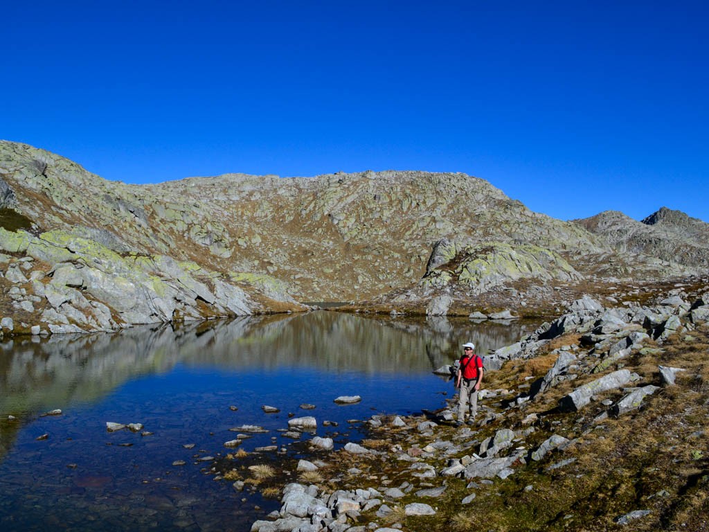 Die Laghi della Valletta sind mehrere im Gelände verteilte Bergseen. Bild: Sabine Joss