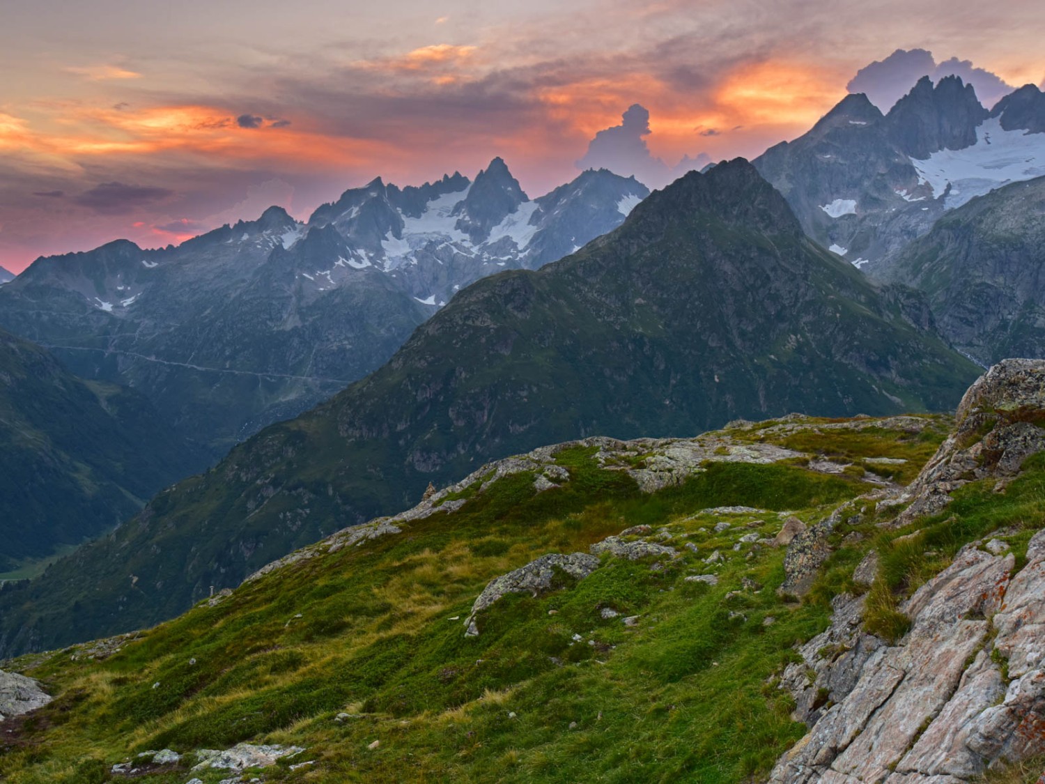 Ambiance de crépuscule près de la cabane de Sewenhütte. Photo: natur-welten.ch