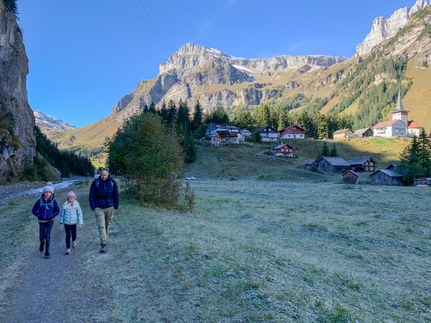 Premiers rayons de soleil sur l’Urnerboden, le plus vaste alpage de Suisse. Photo: Monika Leuenberger