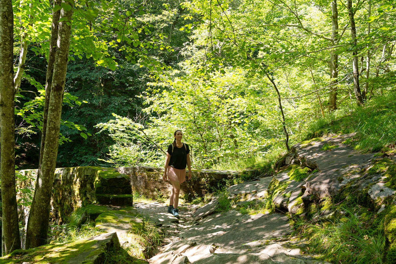 Die alten Wege sind gut erhalten, das Wandern auf ihnen ein Vergnügen. Bild: Raja Läubli