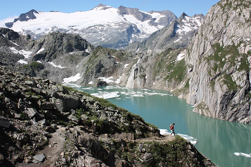 Lac Sfundau et glacier de Basòdino.  Photo: Anne-Sophie Scholl