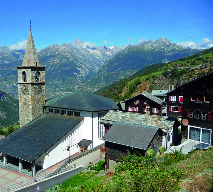 Blick von Visperterminen hinunter ins Rhonetal.