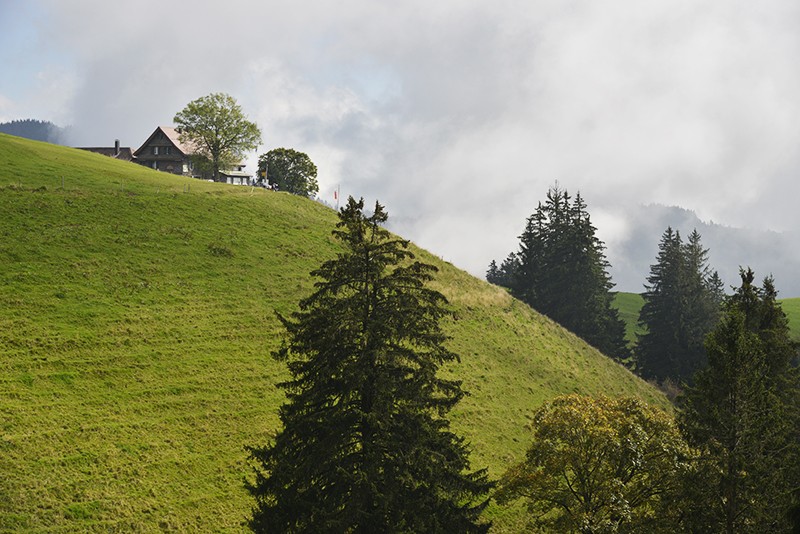 Auftanken in einer stillen und ursprünglichen Voralpenlandschaft. Bilder: Heinz Staffelbach