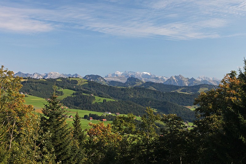 Blick Richtung Glärnisch.
Bilder: Schweizer Wanderwege