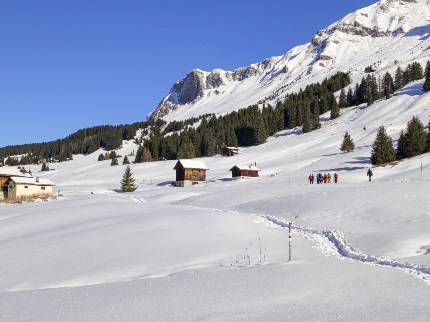 Vue d’Innerberg vers Usserberg avec la Täliflue en arrière-plan. Photo: Michael Dubach