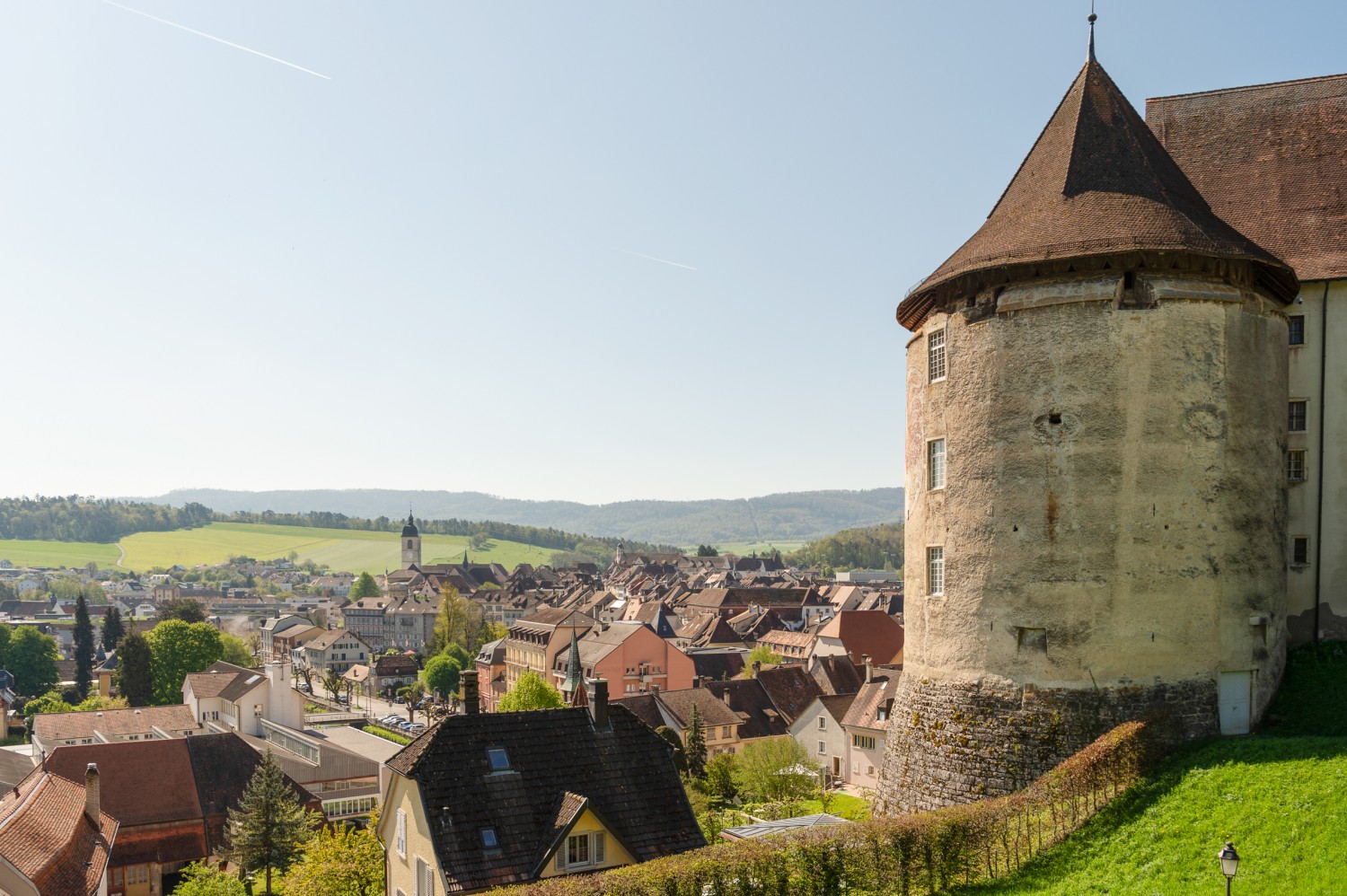 Die einzige Stadt der Ajoie: Blick auf die Altstadt von Porrentruy. Bild: Raja Läubli