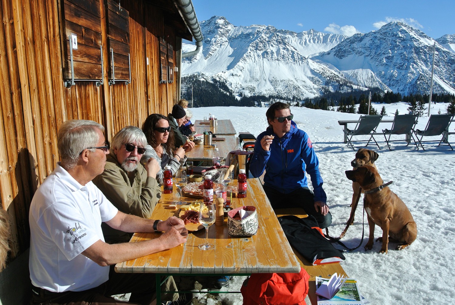 Une pause panoramique en compagnie de Gigi d’Arosa (à g.) et de la famille Krause.