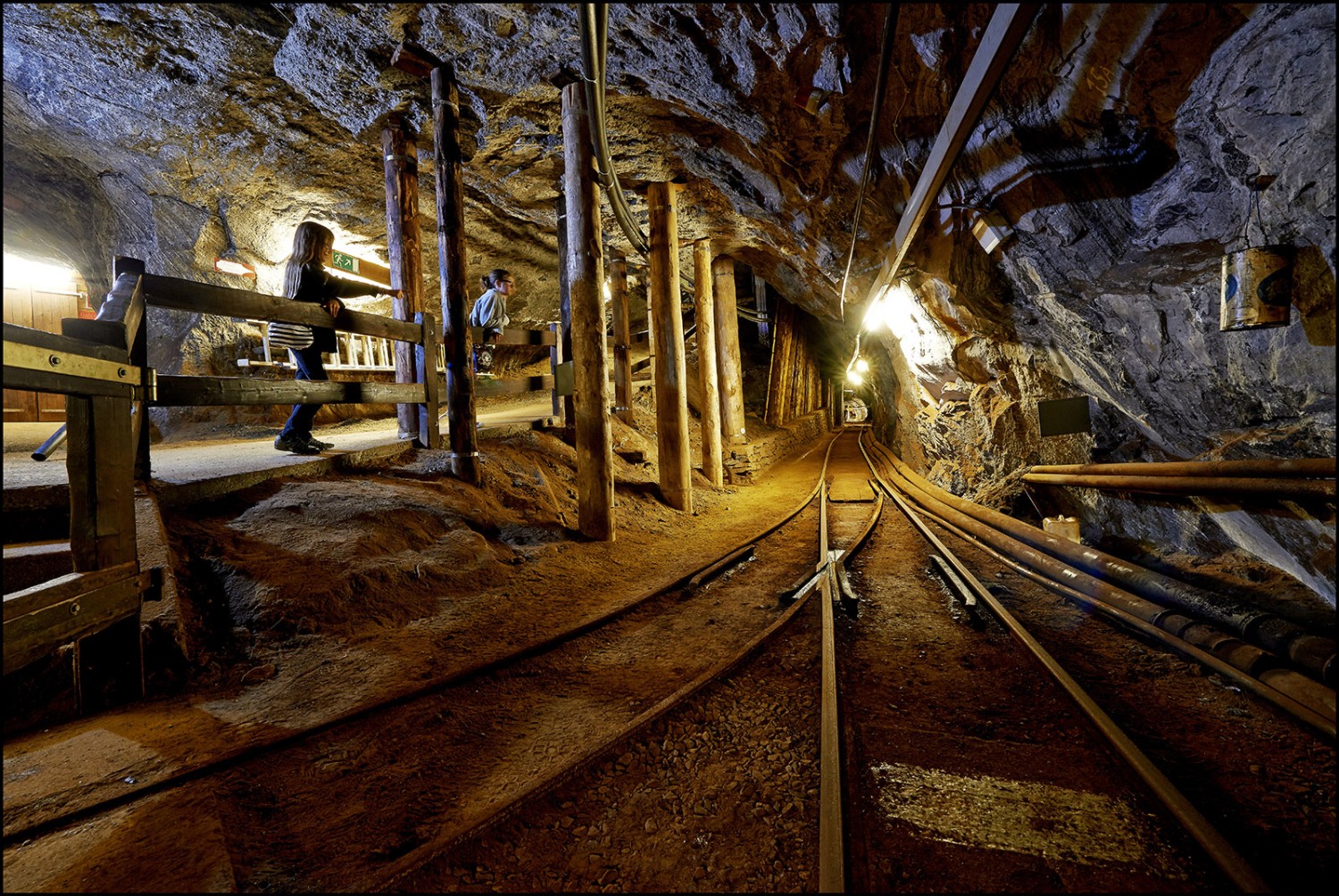 Knapp vor dem Ende des Salzwegs warten die Salzminen von Bex. Bild: www.mines.ch