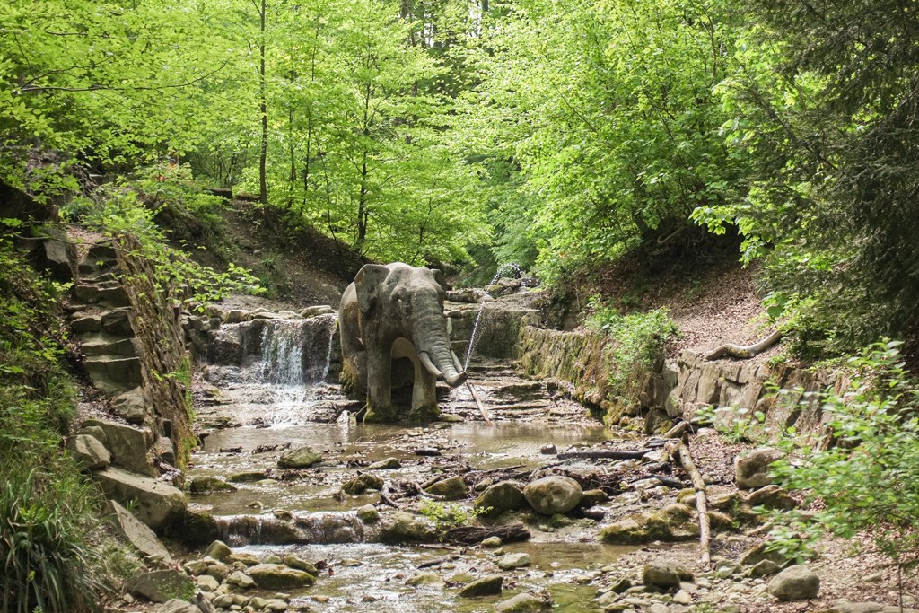 L'éléphant se tient dans le ruisseau depuis plus de 120 ans. Photo: Claudia Peter